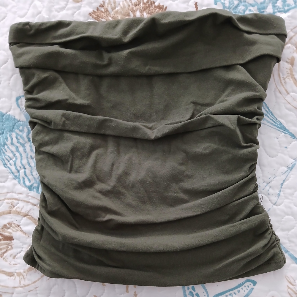 Cutest Vibe Ruched Knit Tube Top
